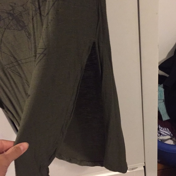 Kendall and Kylie t-shirt size m - Picture 2 of 3